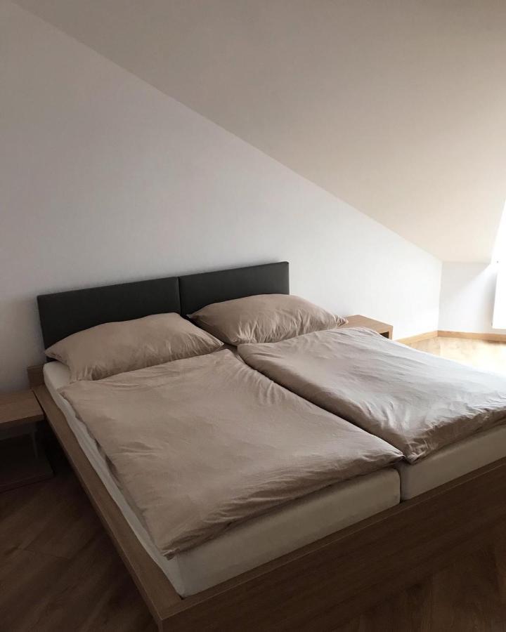 Apartmán T5 Vrchlabí Apartman Kültér fotó